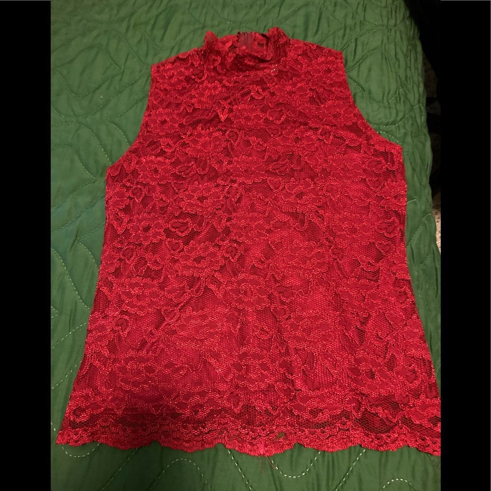 Medium Red lace sleeveless top